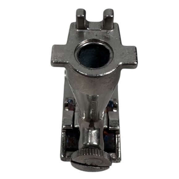 Bernina Jeans Foot #8 Straight Stitching For 5.5 mm and 9 mm Machine Old Style - Picture 5 of 6